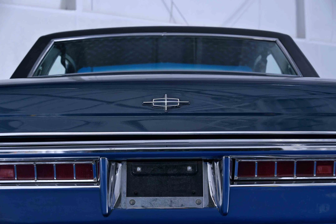 1969 Lincoln Continental 4th Gen - Image 11 of 31