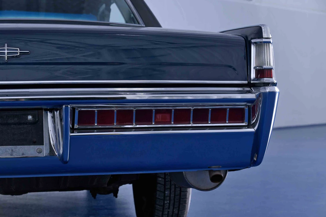 1969 Lincoln Continental 4th Gen - Image 12 of 31