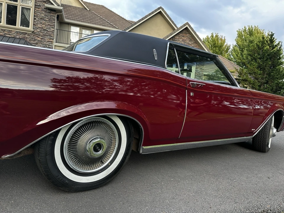 1969 Lincoln Continental 4th Gen - Image 10 of 25