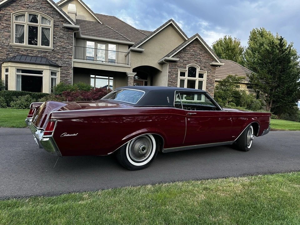 1969 Lincoln Continental 4th Gen - Image 7 of 25