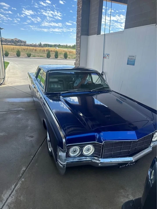 1969 Lincoln Continental 4th Gen - Image 2 of 6