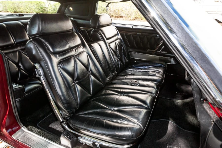 1969 Lincoln Continental Mark III - Image 9 of 13