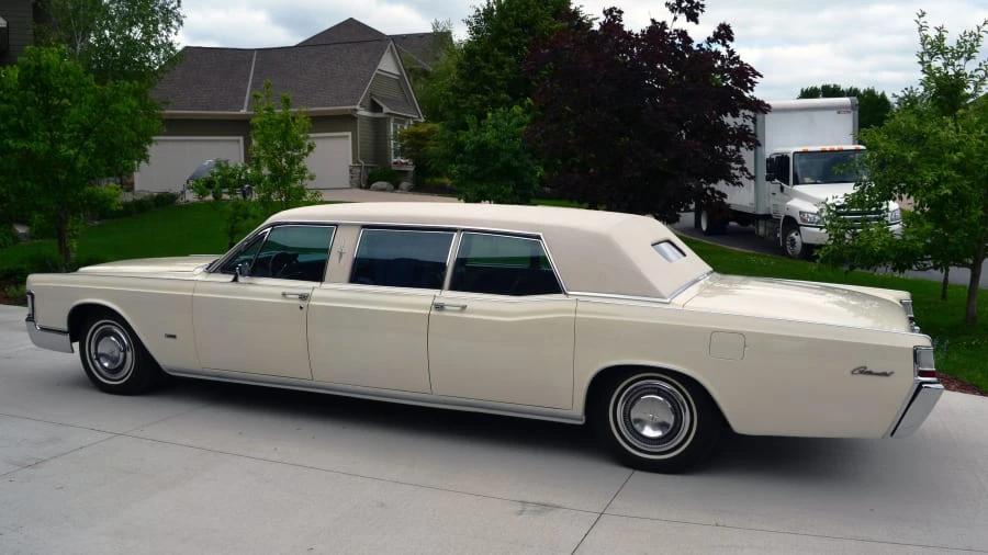 1969 Lincoln Continental 4th Gen - Image 2 of 6