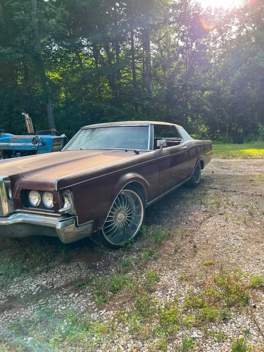 1969 Lincoln Continental Mark III - Image 2 of 2