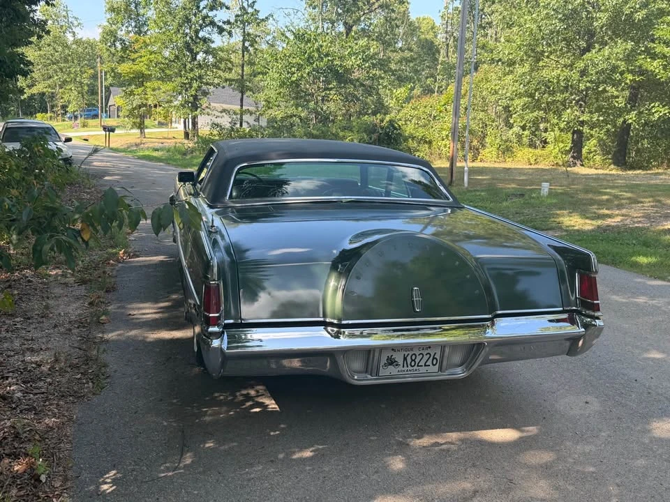 1969 Lincoln Continental Mark III - Image 6 of 9