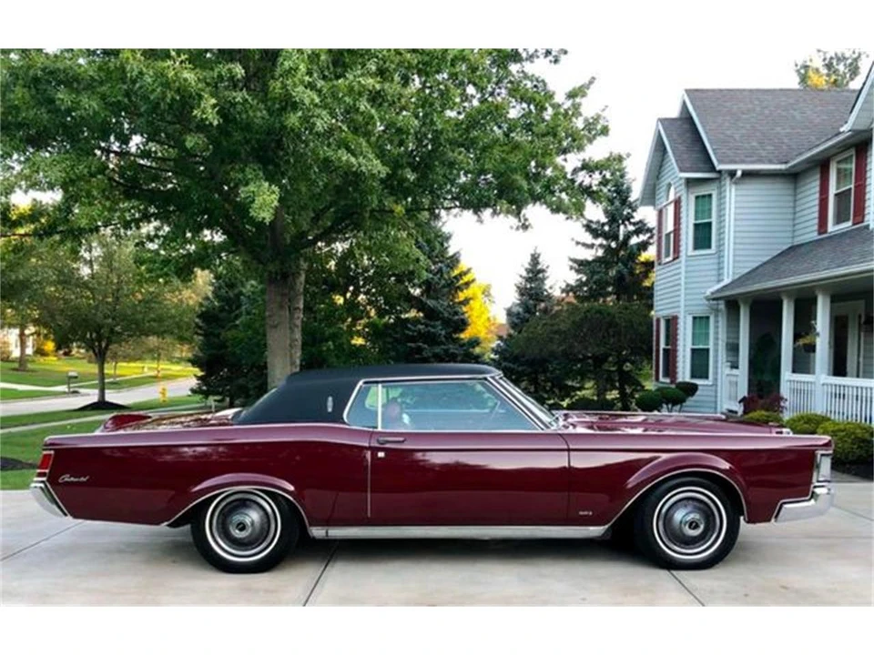 1969 Lincoln Continental Mark III - Image 2 of 10