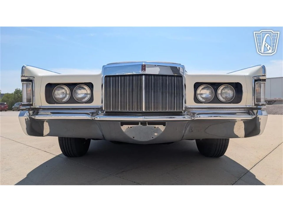 1969 Lincoln Continental Mark III - Image 25 of 31