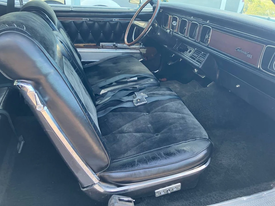 1969 Lincoln Continental Mark III - Image 16 of 24