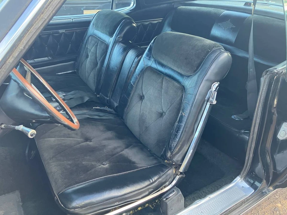 1969 Lincoln Continental Mark III - Image 12 of 24