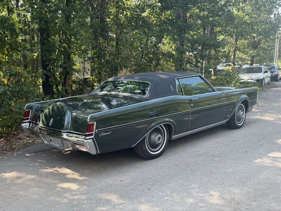 1969 Lincoln Continental Mark III - Image 3 of 21
