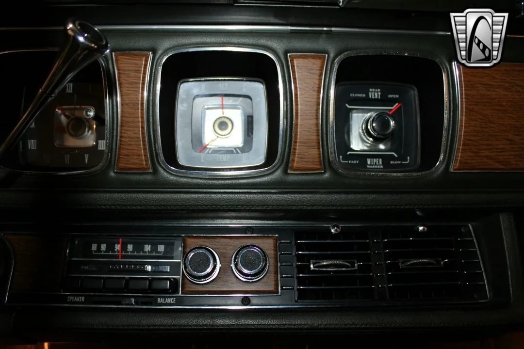 1969 Lincoln Continental Mark III - Image 15 of 21