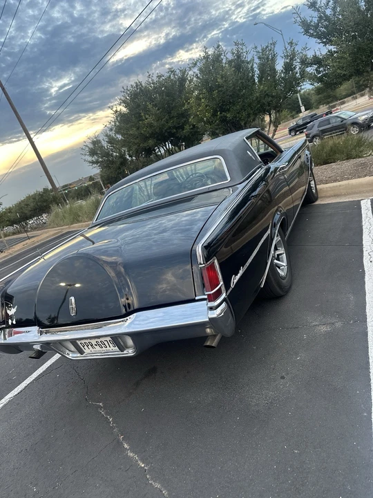 1969 Lincoln Continental Mark III - Image 15 of 21