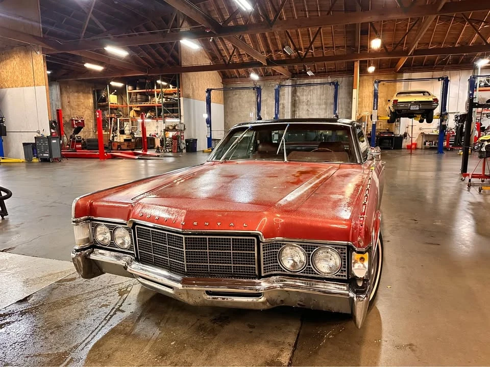 1969 Lincoln Continental 4th Gen - Image 16 of 18