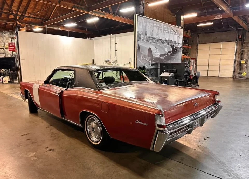 1969 Lincoln Continental 4th Gen - Image 2 of 18