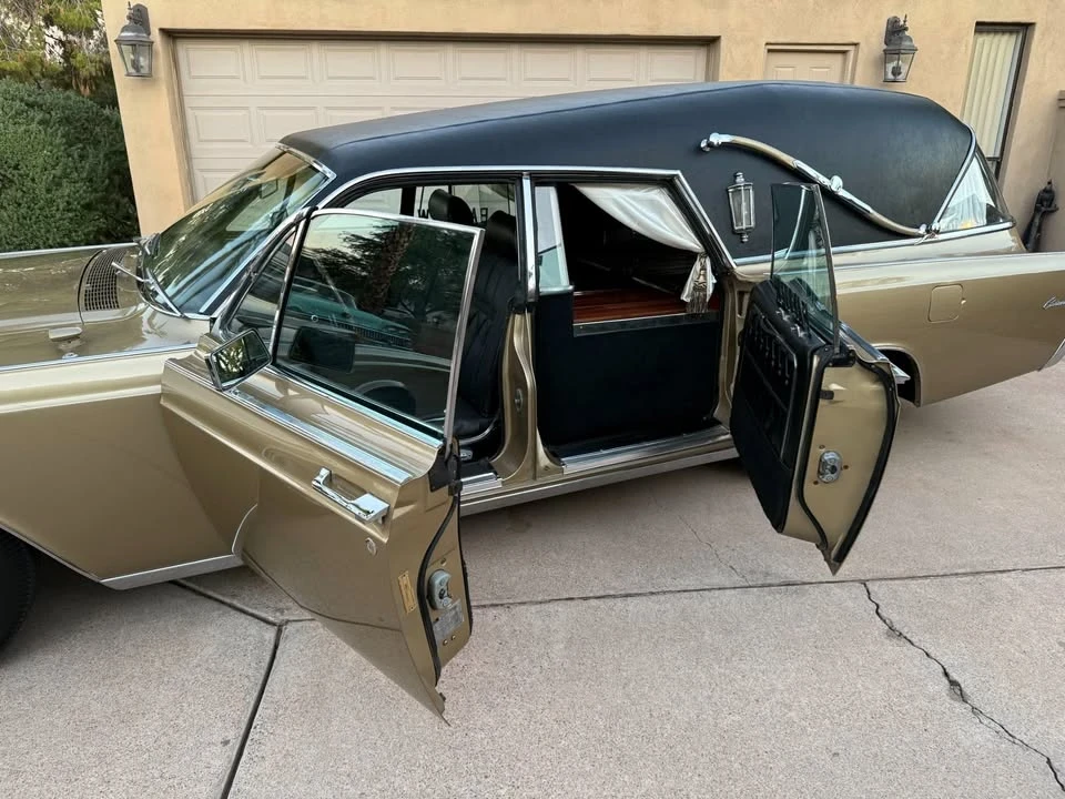 1969 Lincoln Continental 4th Gen - Image 4 of 12