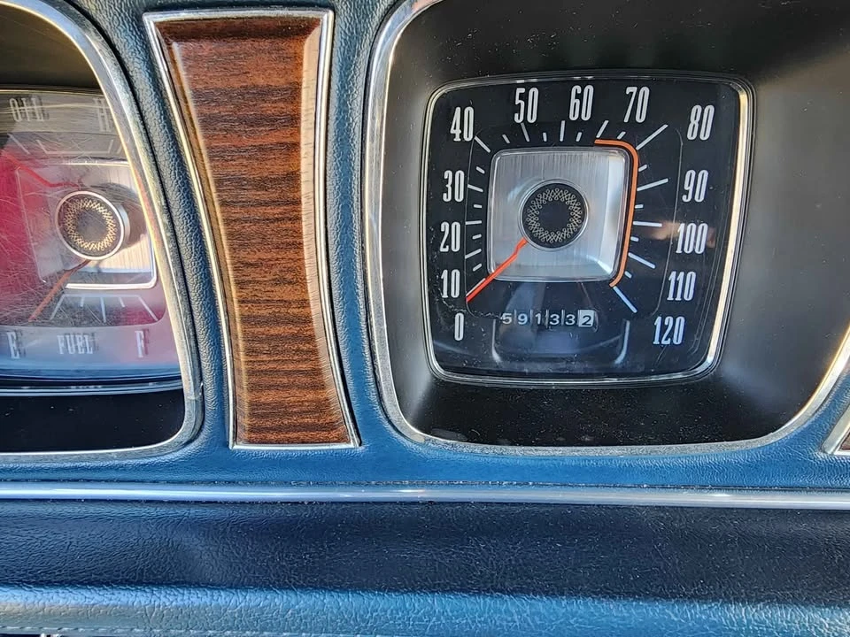 1969 Lincoln Continental Mark III - Image 8 of 16