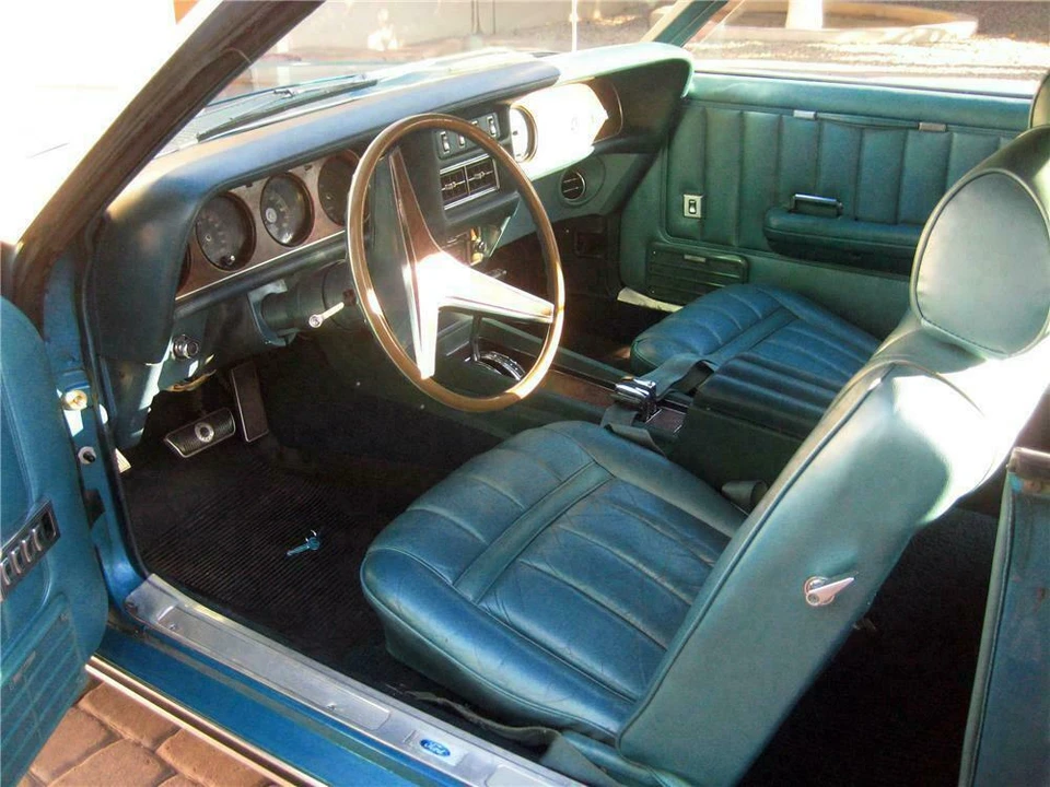 1969 Mercury Cougar 1st Gen - Image 4 of 4