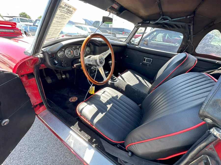 1969 MG MGB Roadster - Image 10 of 17