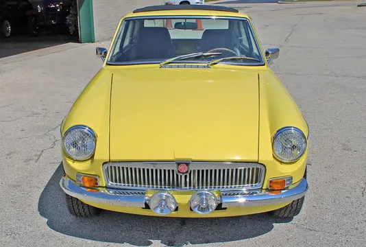 1969 MG BGT V6
