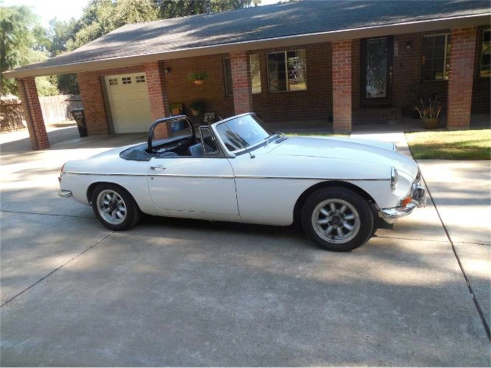 1969 MG MGB Roadster - Image 9 of 10