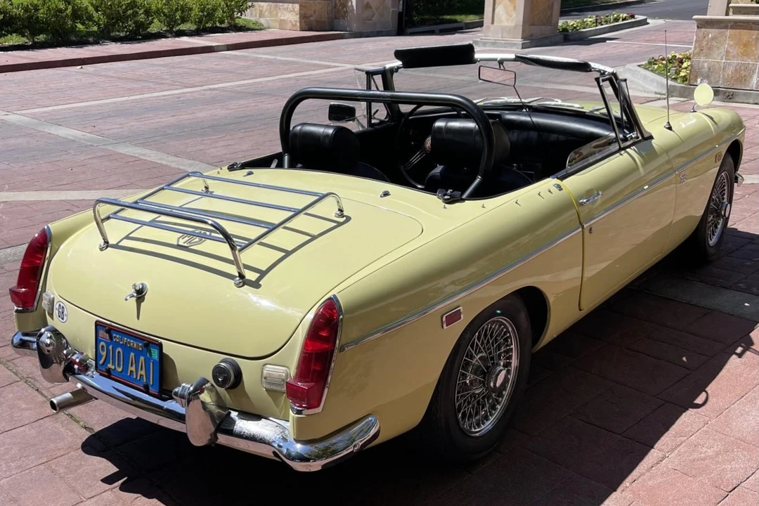 1969 MG MGB Roadster - Image 2 of 10
