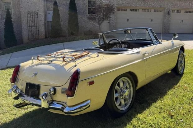 1969 MG MGC - Image 2 of 10