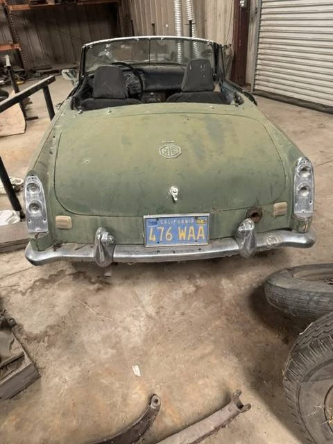 1969 MG - Image 2 of 6