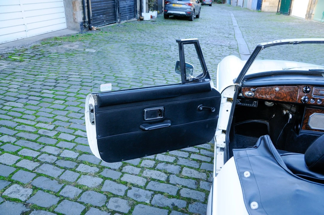 1969 MG MGB Roadster - Image 30 of 30