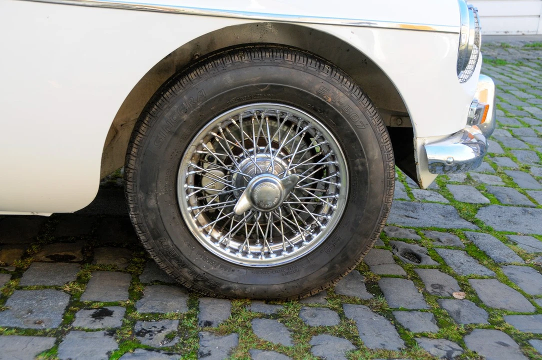 1969 MG MGB Roadster - Image 16 of 30
