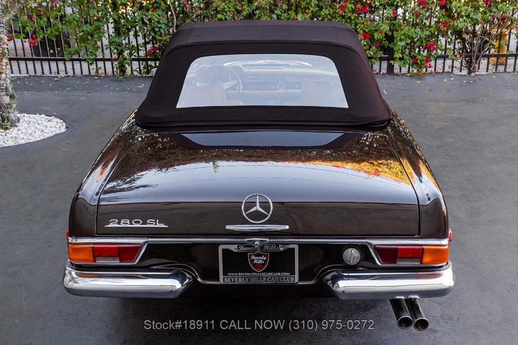 1969 Mercedes-Benz W110 - Image 11 of 12