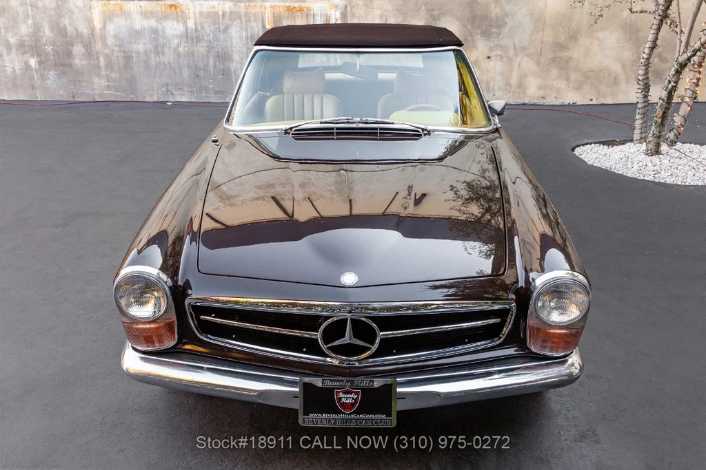 1969 Mercedes-Benz W110 - Image 9 of 12