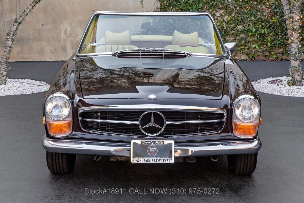 1969 Mercedes-Benz W110 - Image 2 of 12