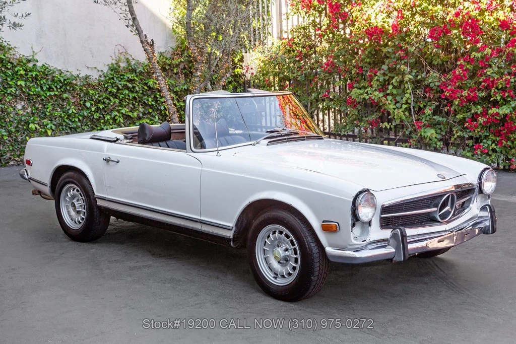 1969 Mercedes-Benz W110 - Image 3 of 12