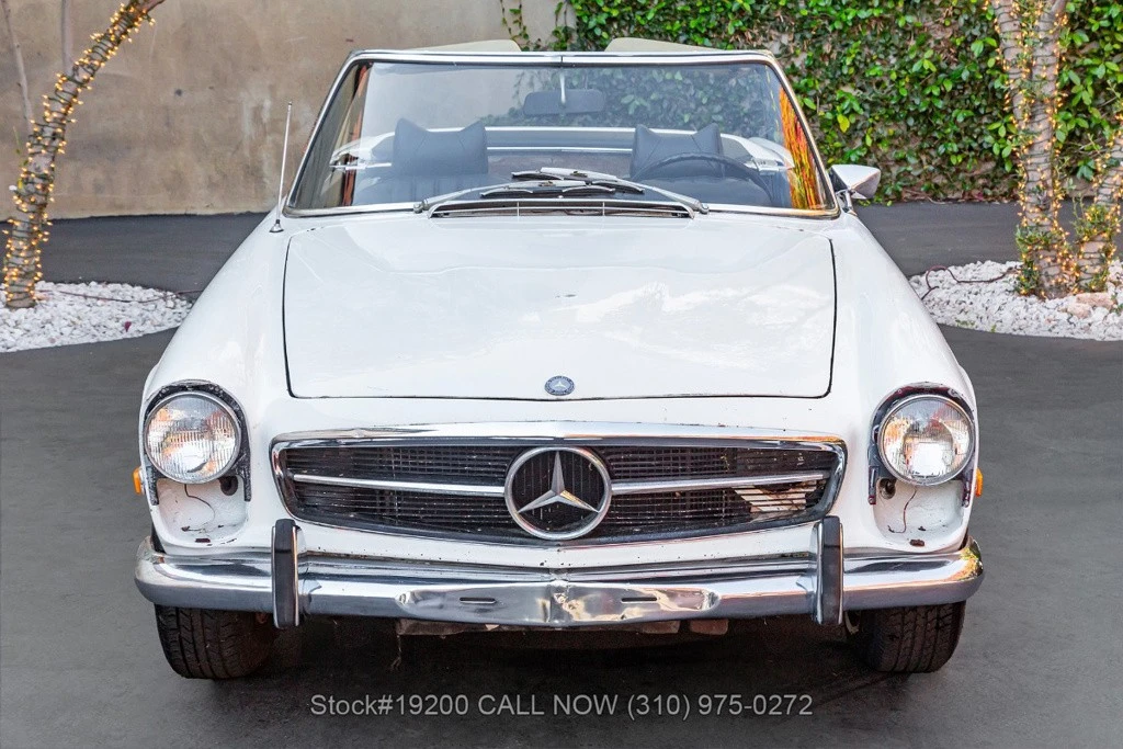 1969 Mercedes-Benz W110 - Image 2 of 12