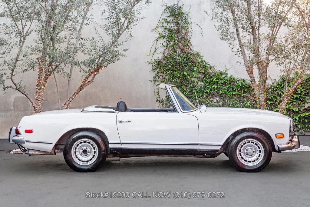 1969 Mercedes-Benz W110 - Image 4 of 12