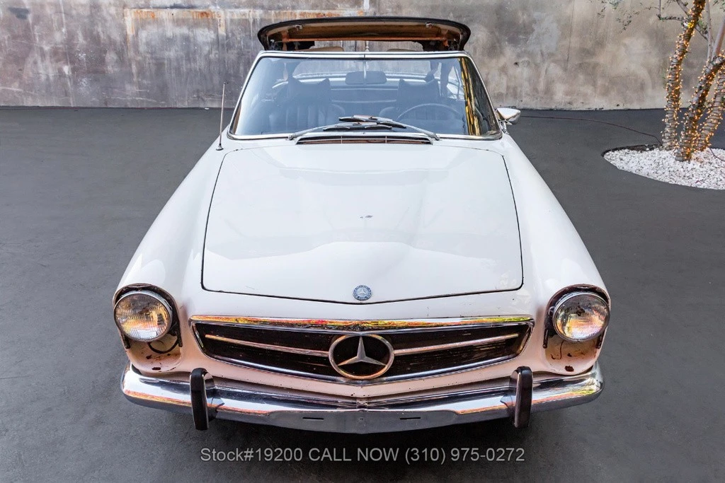 1969 Mercedes-Benz W110 - Image 9 of 12