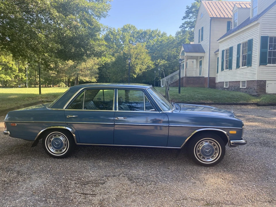 1969 Mercedes-Benz W114 & W115 - Image 17 of 31