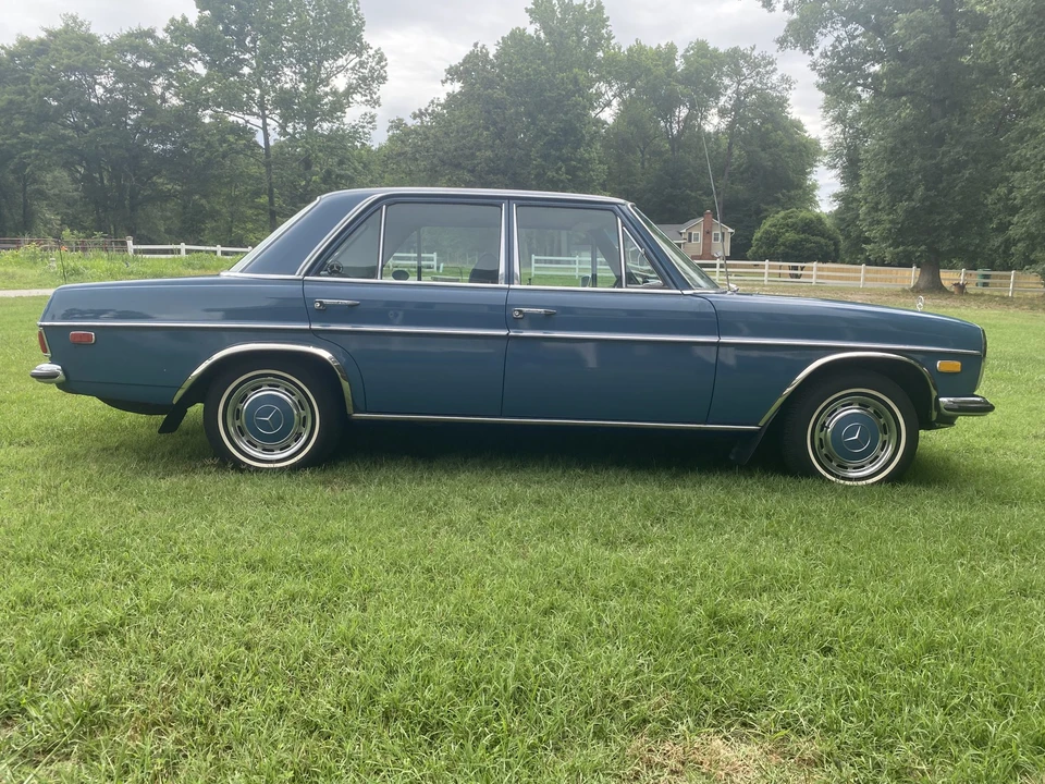 1969 Mercedes-Benz W114 & W115 - Image 16 of 31