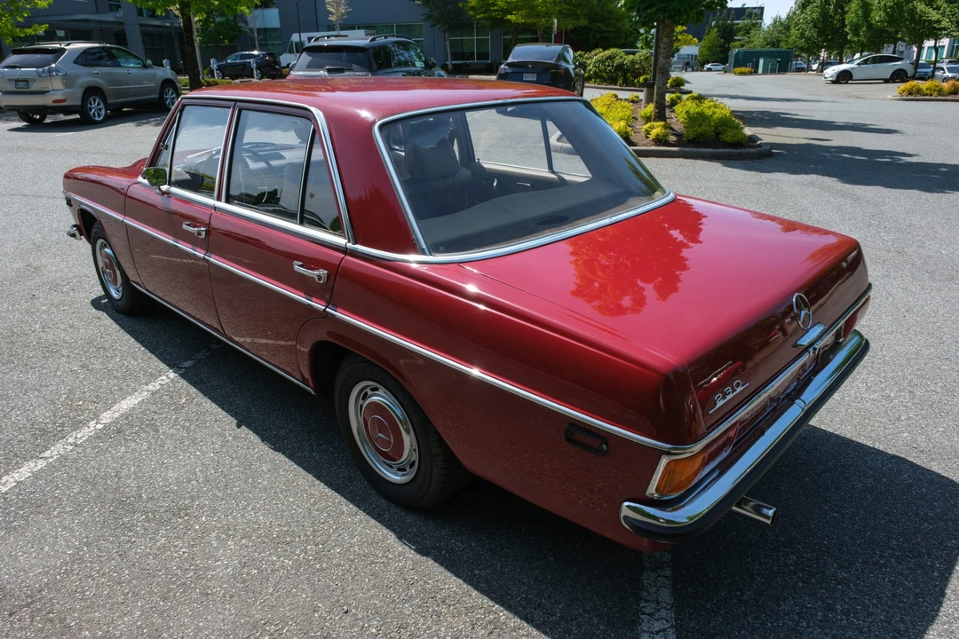 1969 Mercedes-Benz W114 & W115 - Image 27 of 31