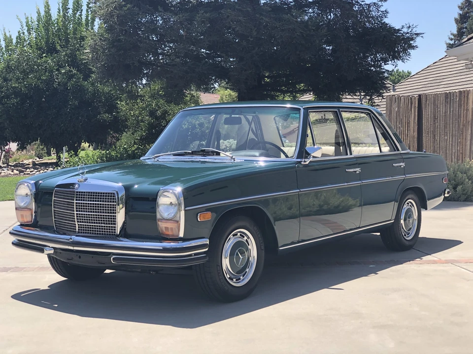 1969 Mercedes-Benz W114 & W115 - Image 7 of 31
