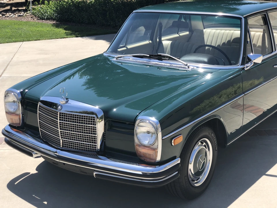 1969 Mercedes-Benz W114 & W115 - Image 10 of 31