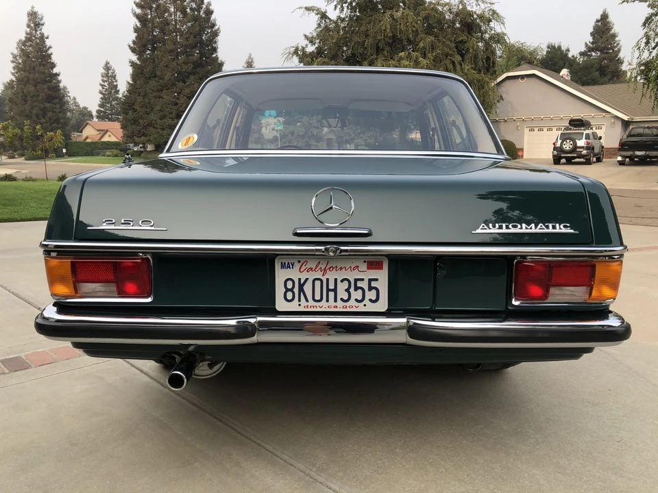 1969 Mercedes-Benz W114 & W115 - Image 12 of 31