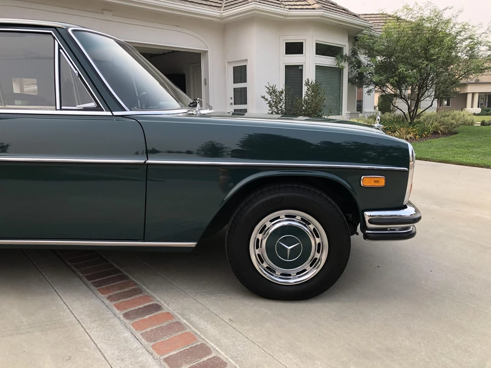 1969 Mercedes-Benz W114 & W115 - Image 14 of 31