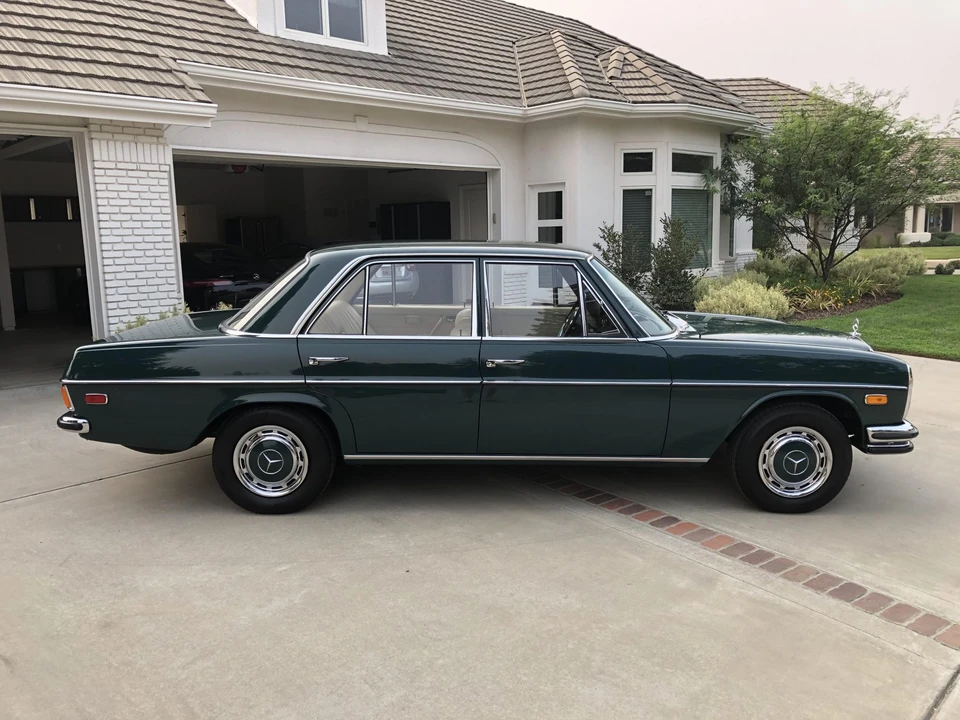 1969 Mercedes-Benz W114 & W115 - Image 9 of 31
