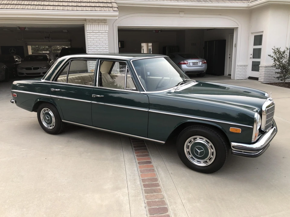 1969 Mercedes-Benz W114 & W115 - Image 2 of 31