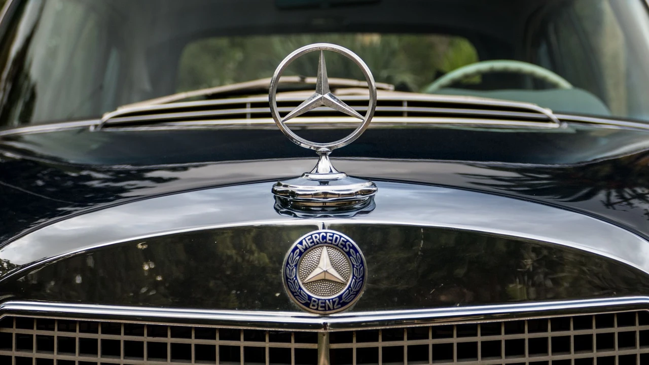 1969 Mercedes-Benz W111 Cabriolet - Image 20 of 31