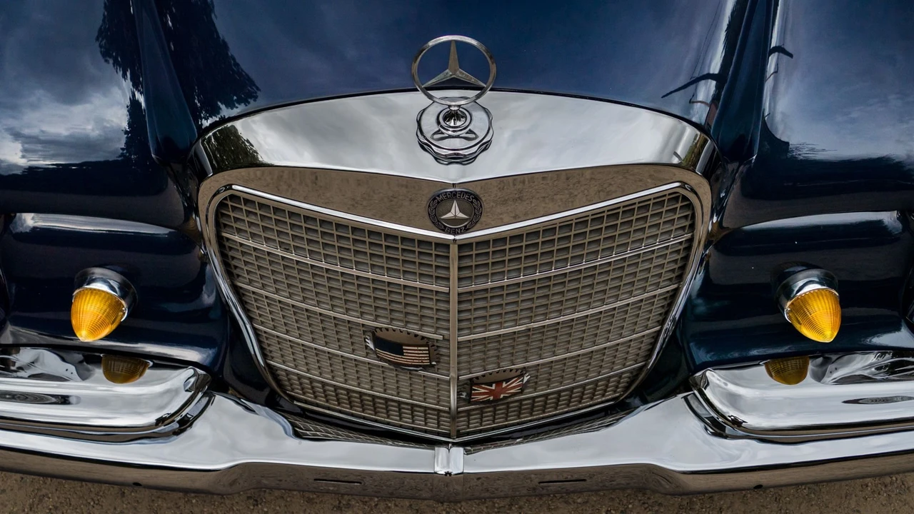 1969 Mercedes-Benz W111 Cabriolet - Image 23 of 31