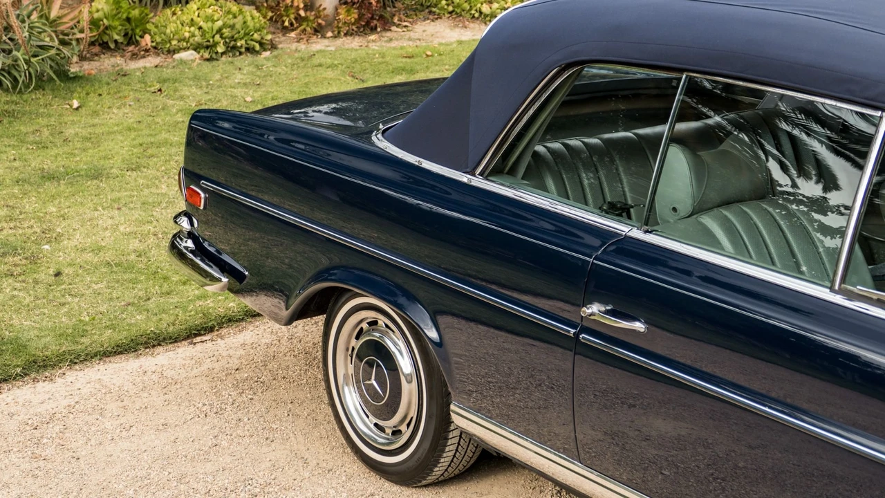 1969 Mercedes-Benz W111 Cabriolet - Image 31 of 31