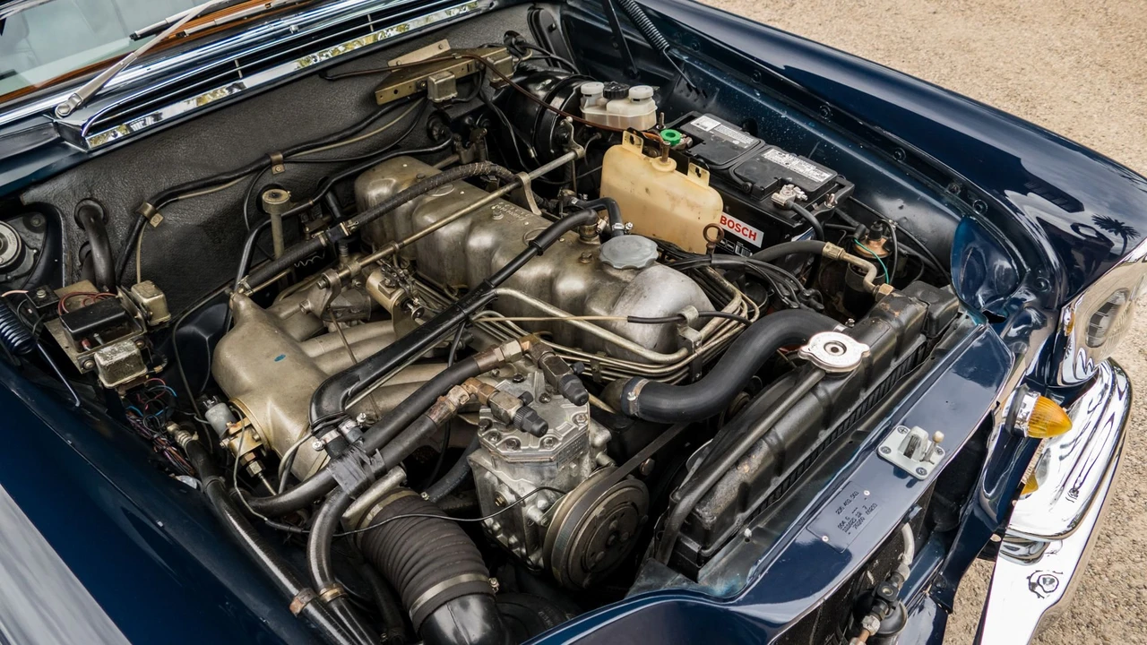 1969 Mercedes-Benz W111 Cabriolet - Image 10 of 31