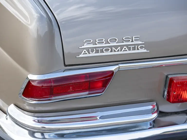 1969 Mercedes-Benz W111 Coupe - Image 21 of 31